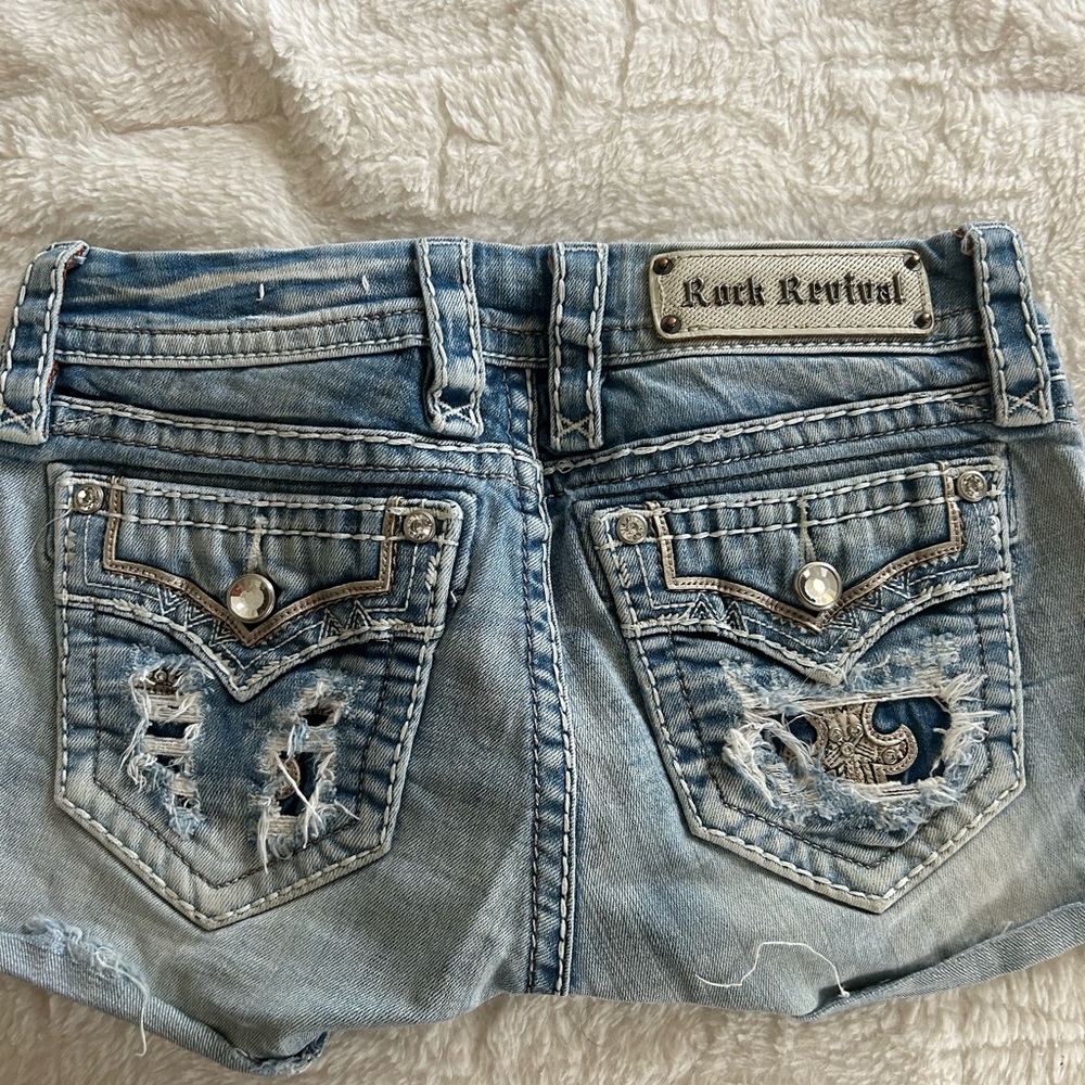 Buckle rock revival shorts